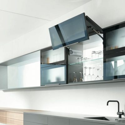 AVENTOS HF preklopni front